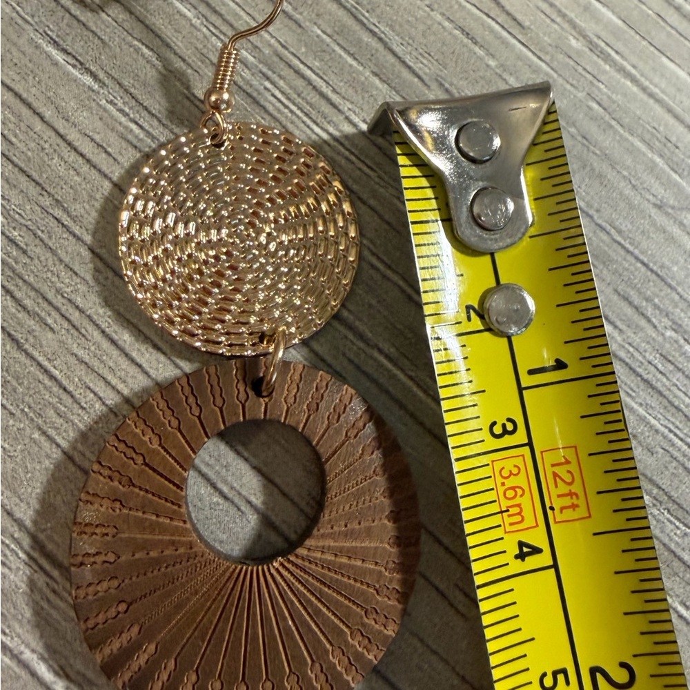 #696 Gold and Brown Textured Circle‎ Drop Earrings Boho Modern - Picture 4 of 5